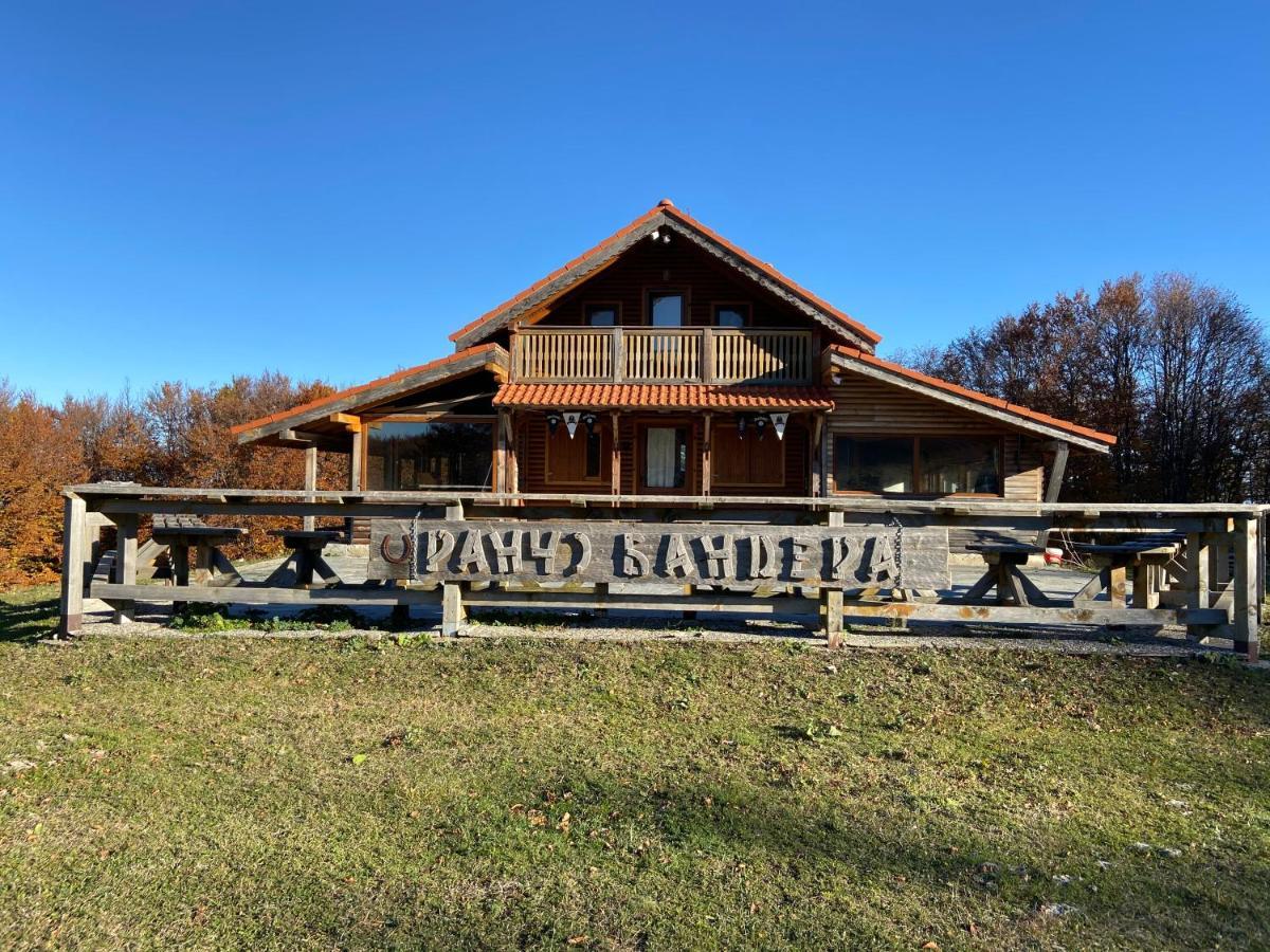 Ранчо Бандера Villa Tservenyano Bagian luar foto